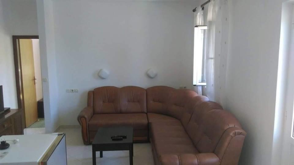 Apartments Lena Sutomiscica ภายนอก รูปภาพ
